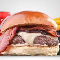 imagem Hambúrguer Bacontime + Batata Frita - Grátis Refrigerante Lata | Combo